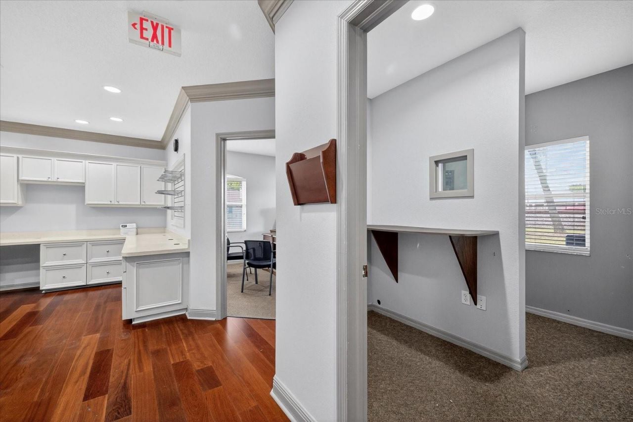 2901 Busch Lake Boulevard, Tampa, FL 33614 Photo