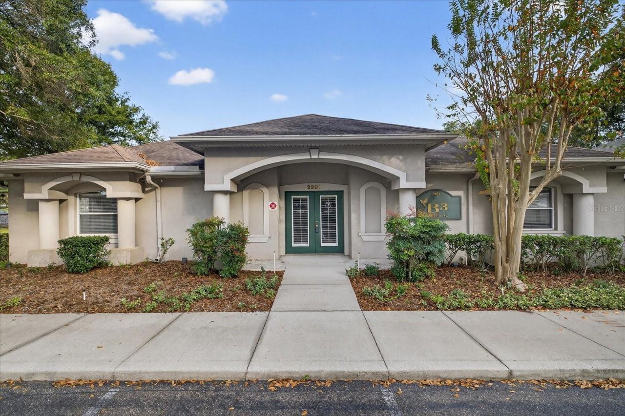 2901 Busch Lake Boulevard, Tampa, FL 33614 Photo