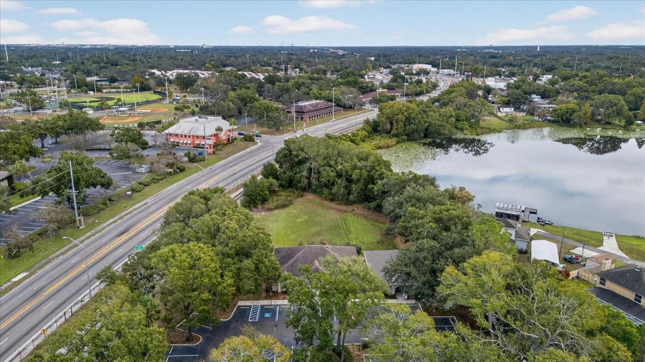 2901 Busch Lake Boulevard, Tampa, FL 33614 Photo