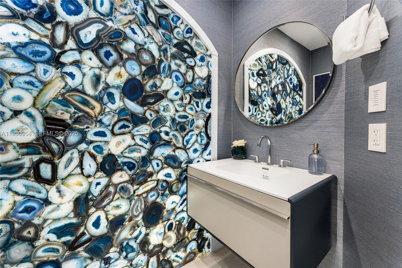 180 Pompano Dr, Key Largo, FL 33037 Photo