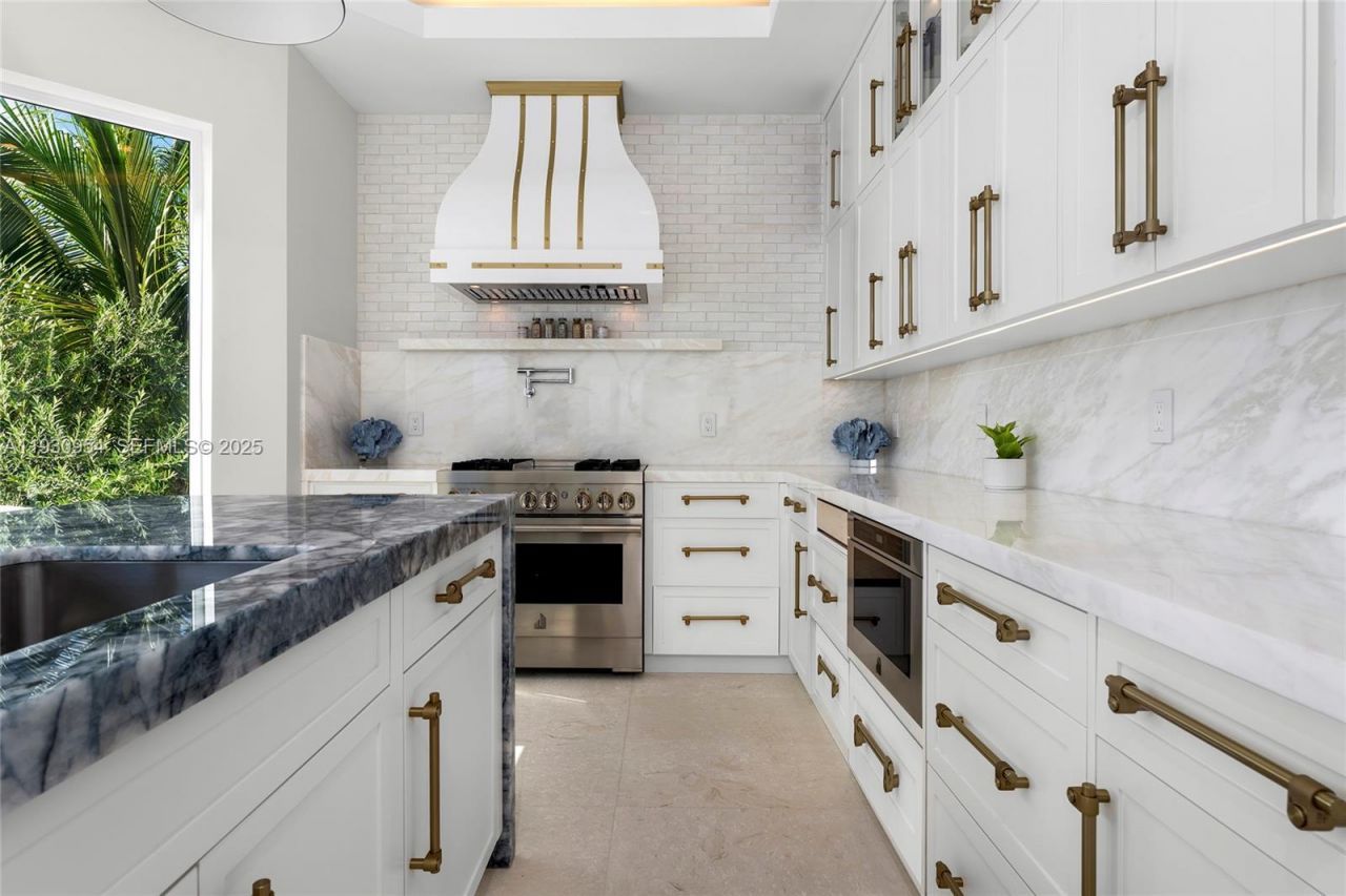 180 Pompano Dr, Key Largo, FL 33037 Photo