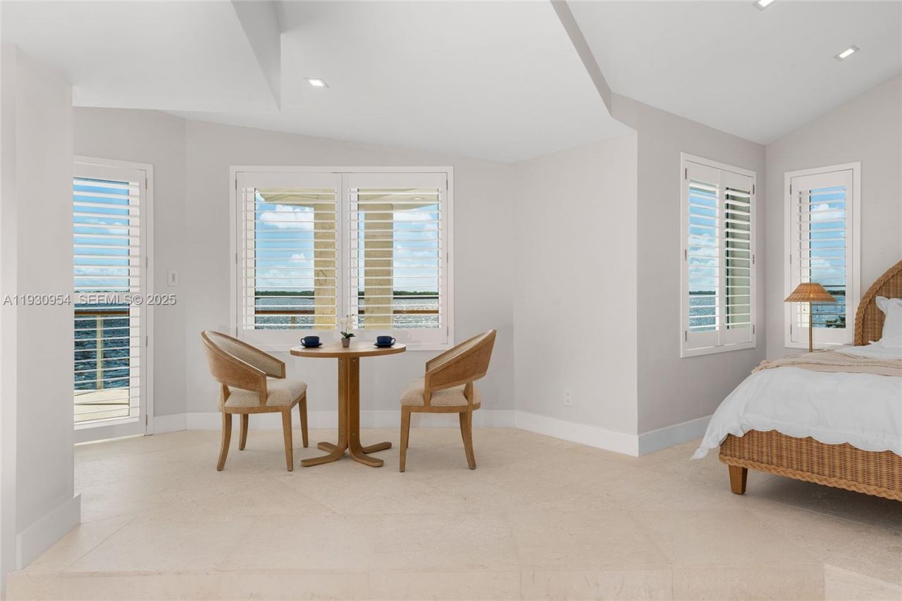 180 Pompano Dr, Key Largo, FL 33037 Photo