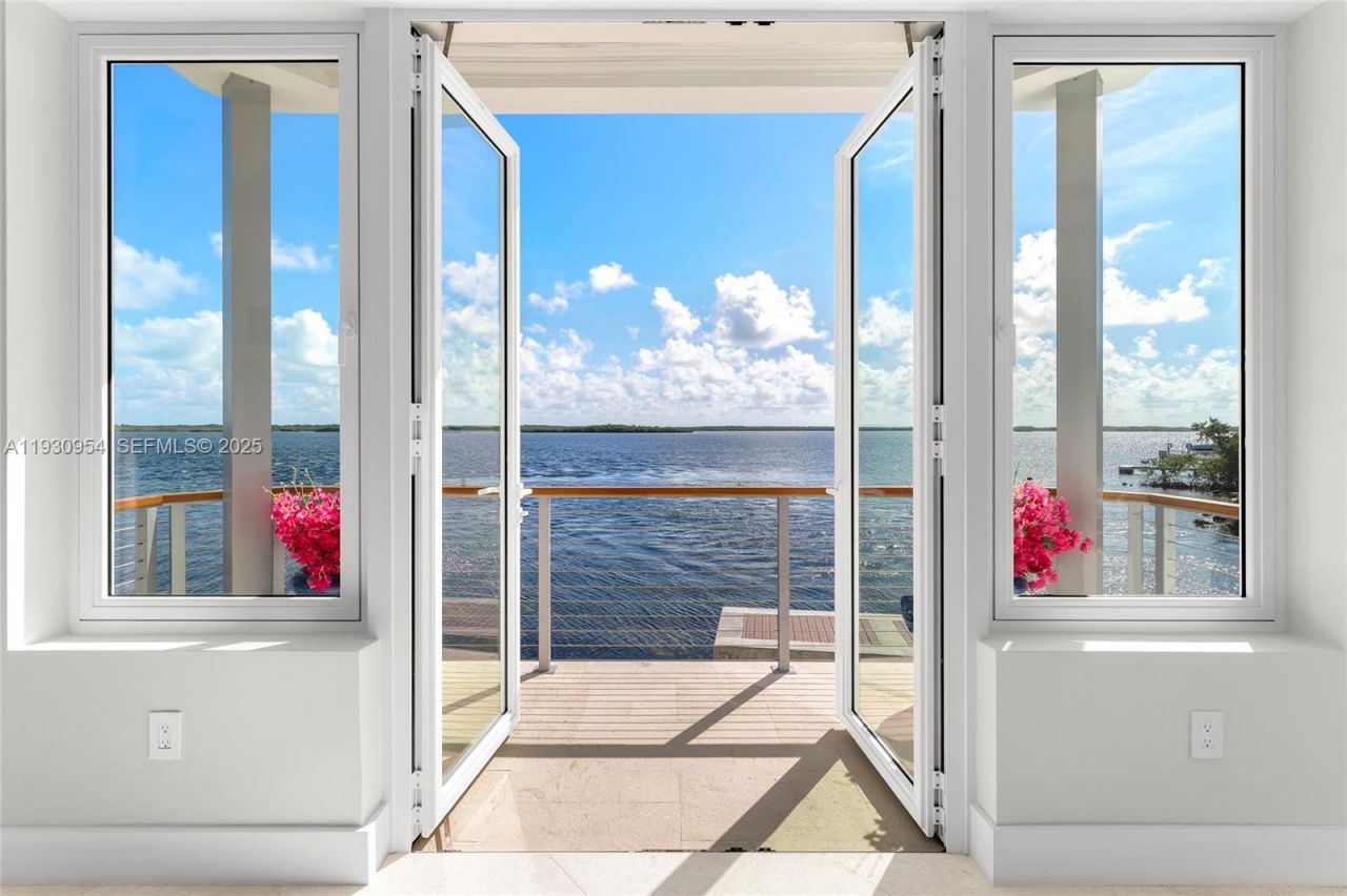 180 Pompano Dr, Key Largo, FL 33037 Photo