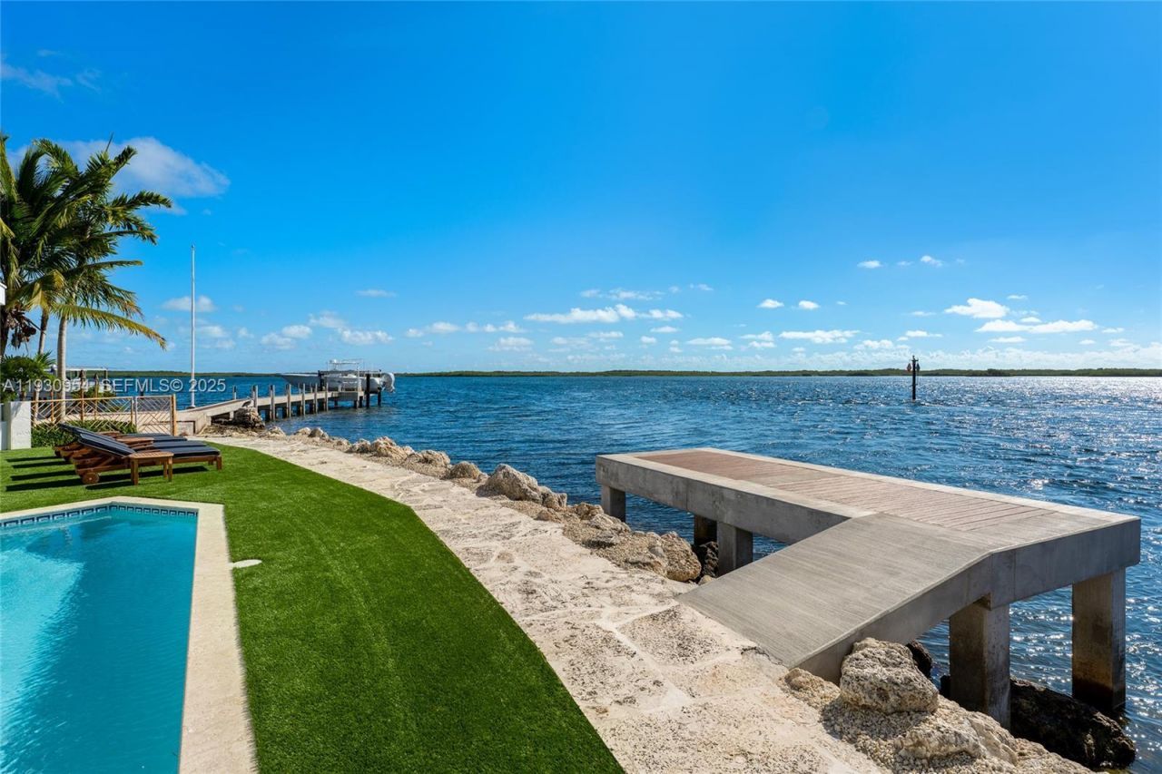 180 Pompano Dr, Key Largo, FL 33037 Photo