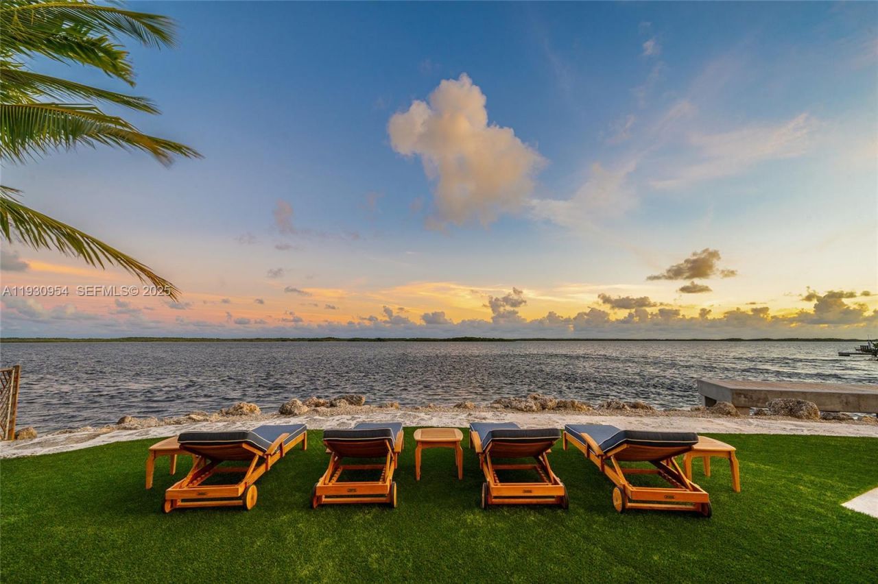 180 Pompano Dr, Key Largo, FL 33037 Photo