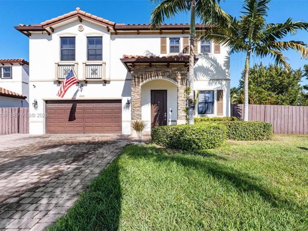 2659 SE 1st Ln, Homestead, FL 33033