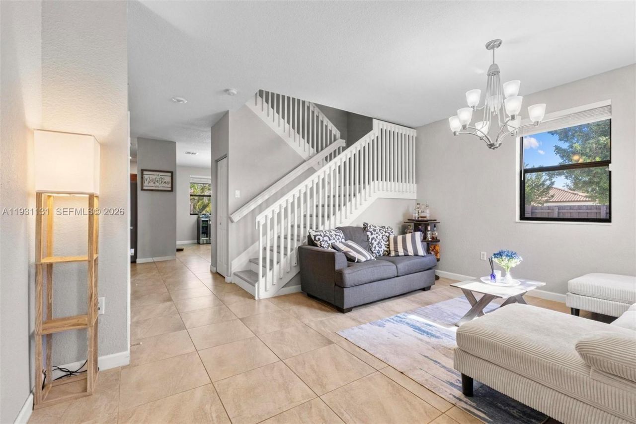 2659 SE 1st Ln, Homestead, FL 33033 Photo