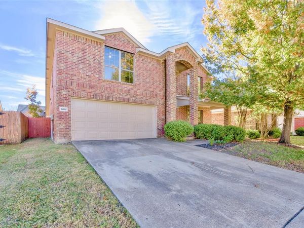 2012 Kings Forest Drive, Heartland, TX 75126