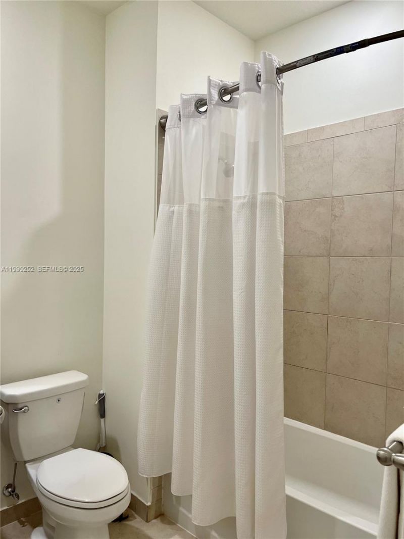 7825 NW 104th Ave, Unit 33, Doral, FL 33178 Photo