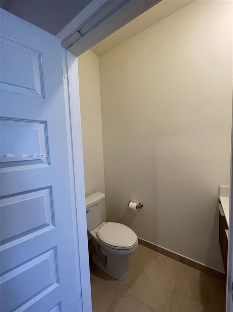 7825 NW 104th Ave, Unit 33, Doral, FL 33178 Photo