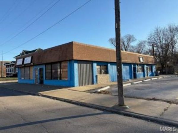 2204 State Street, East St Louis, IL 62205