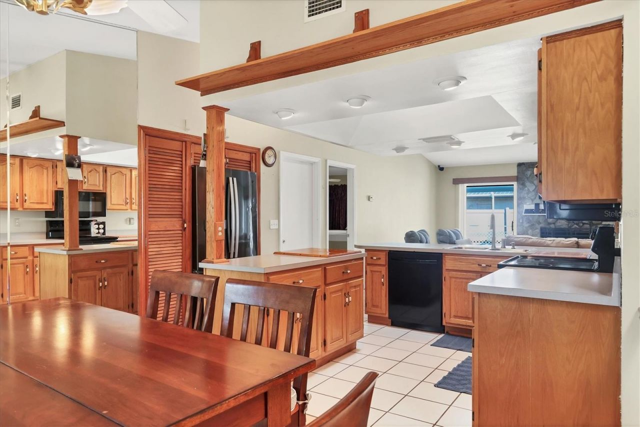 2105 39th Street W, Bradenton, FL 34205 Photo