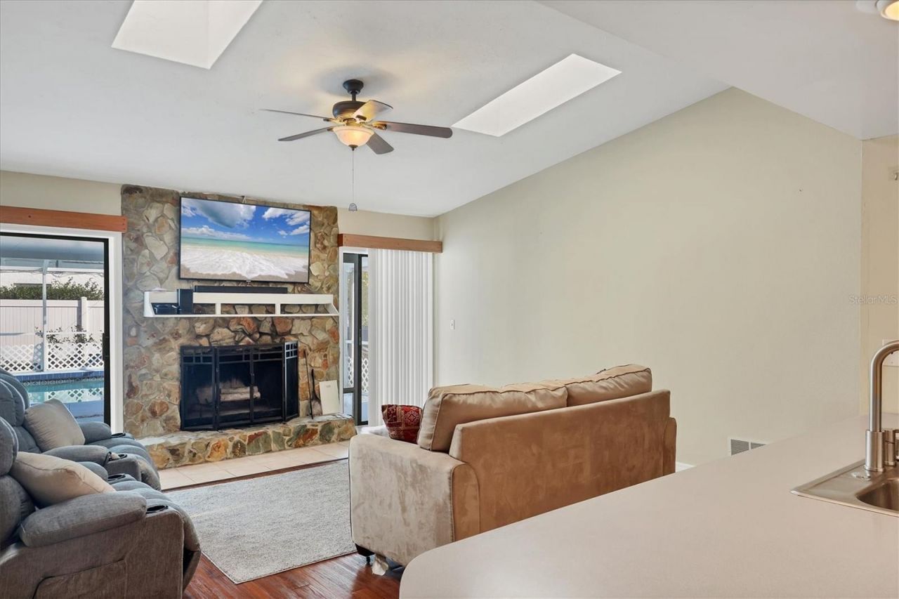 2105 39th Street W, Bradenton, FL 34205 Photo
