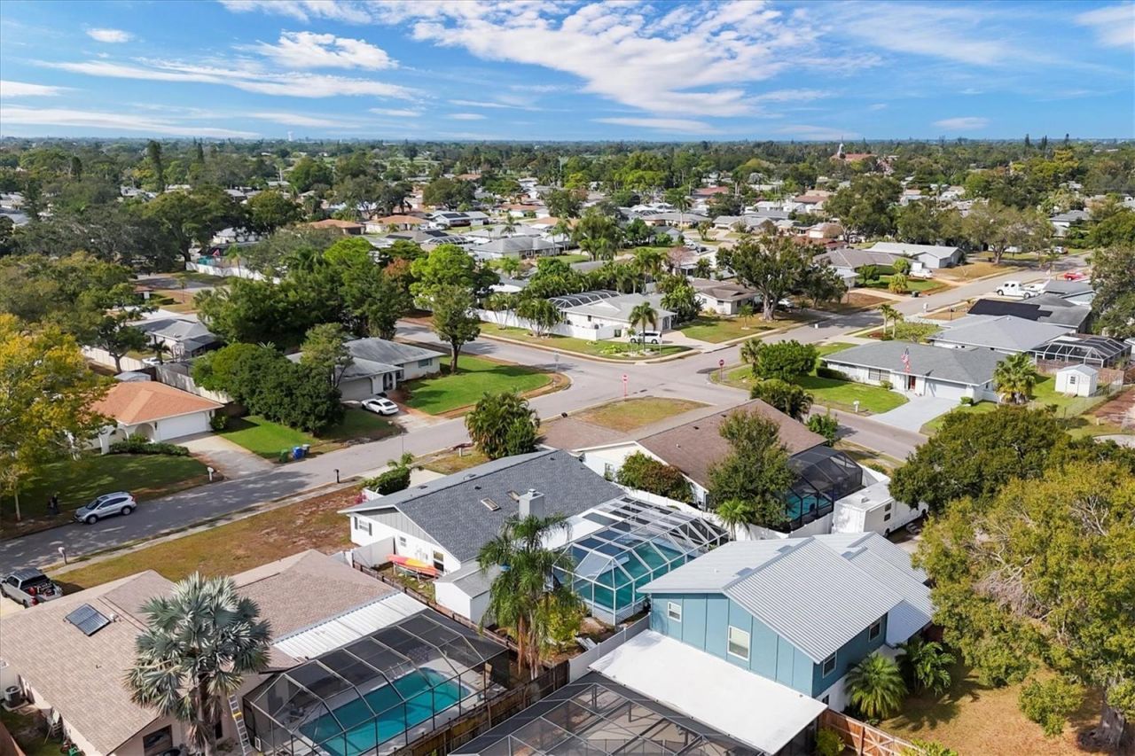 2105 39th Street W, Bradenton, FL 34205 Photo