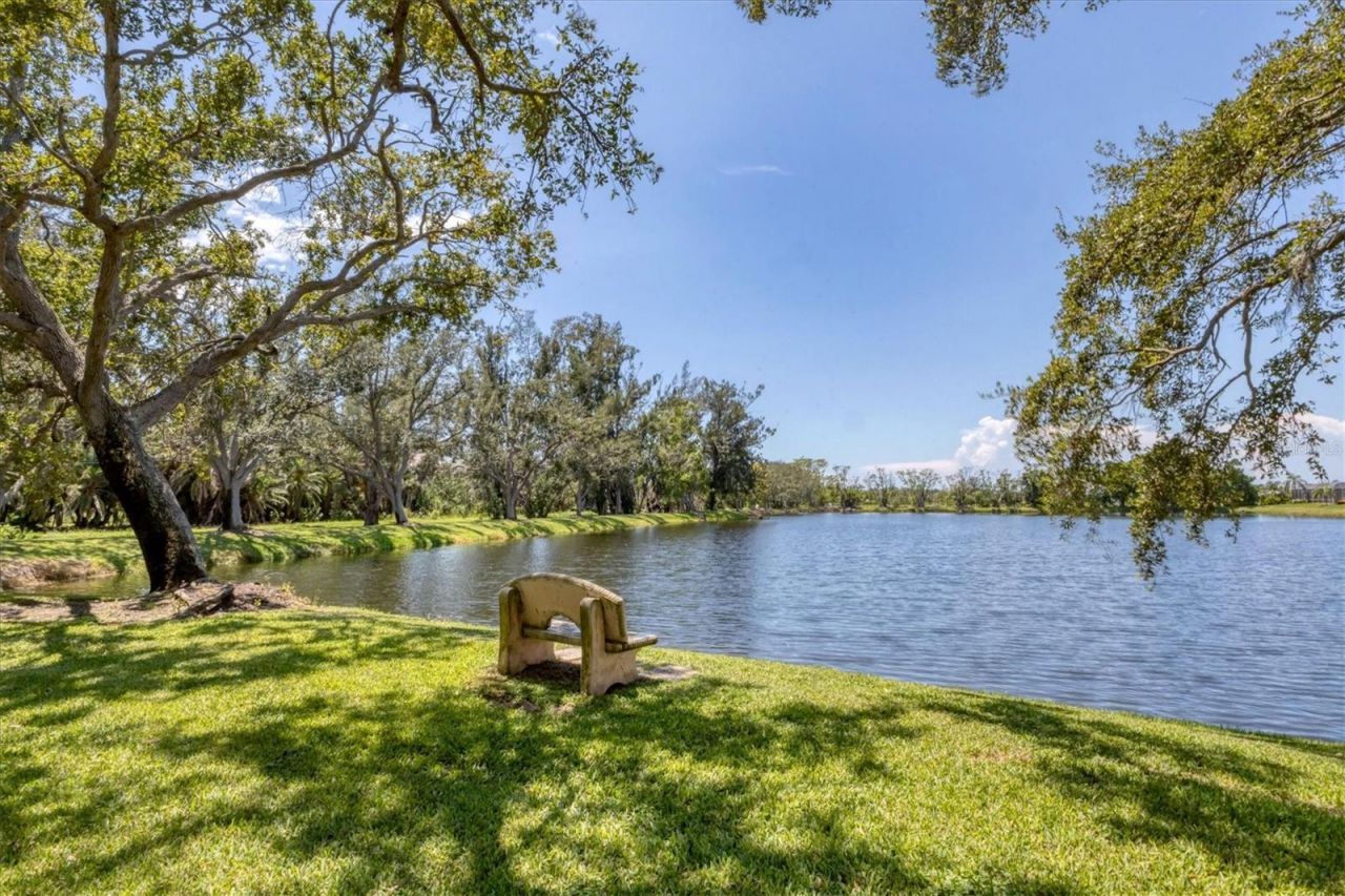 2105 39th Street W, Bradenton, FL 34205 Photo