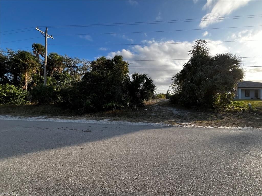 1630 NE 37th St , Cape Coral, FL 33909 Photo