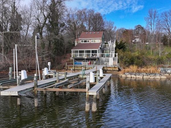 811 LONG COVE ROAD, GLEN BURNIE, MD 21060