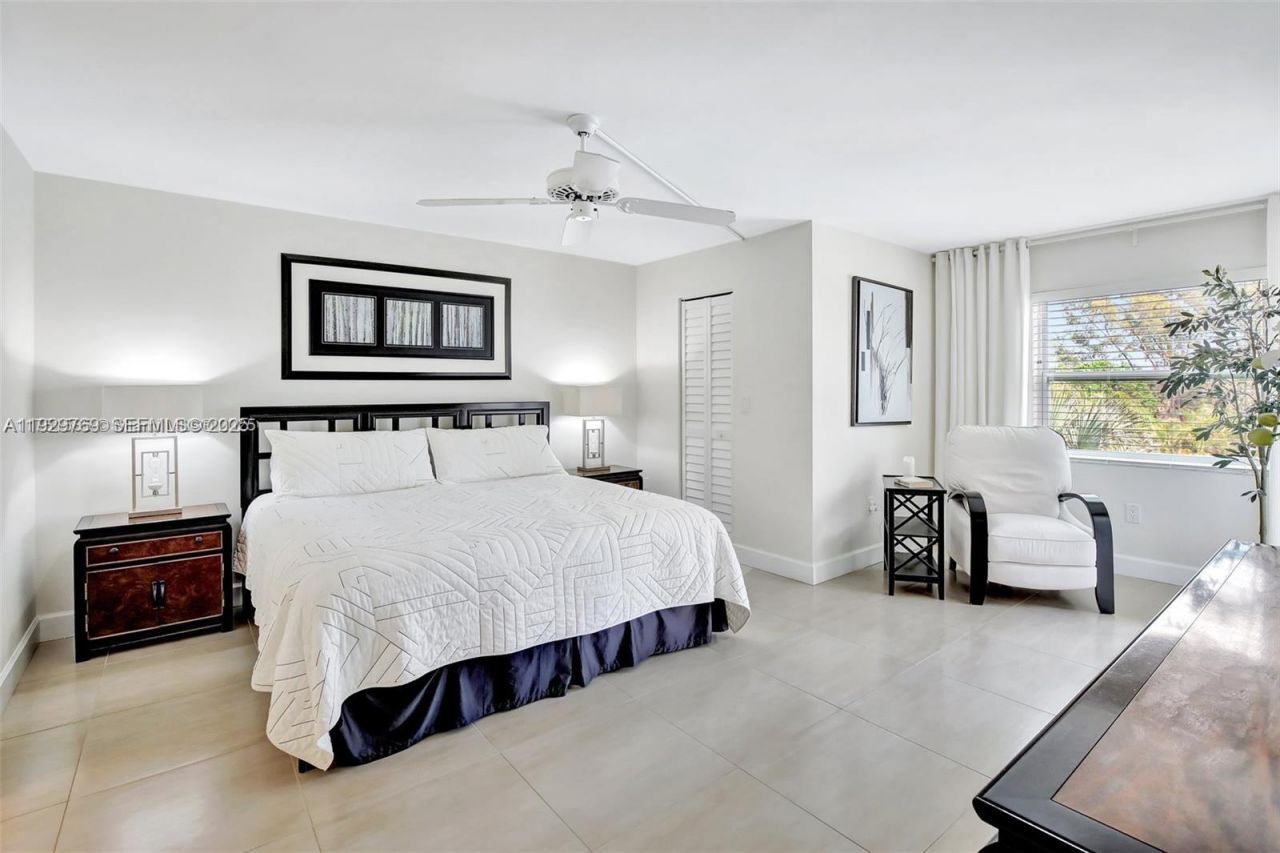 3930 Inverrary Blvd, Unit 405-D, Lauderhill, FL 33319 Photo