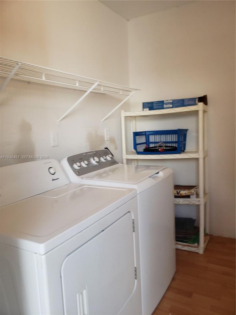 601 Ives Dairy Rd, Unit 405-8, Miami, FL 33179 Photo