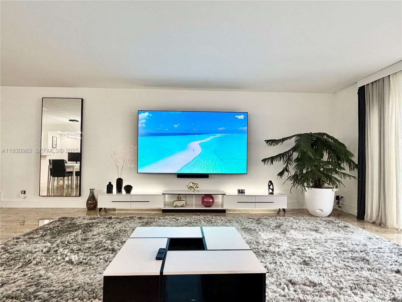 934 NE 27th Ave, Hallandale Beach, FL 33009 Photo