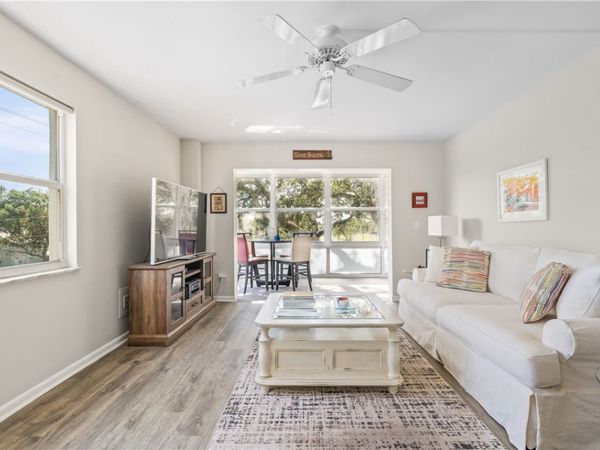 275 Date Palm Road, Unit 307, Vero Beach, FL 32963