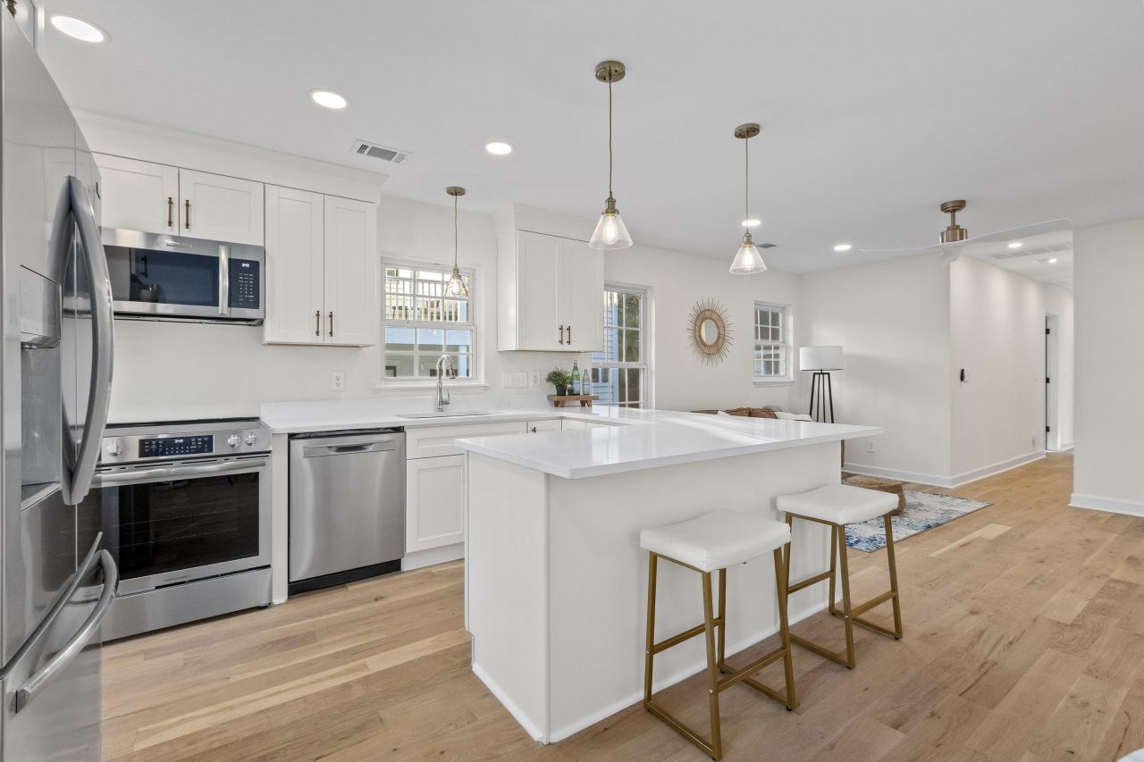 405 Sumter Street Photo 12