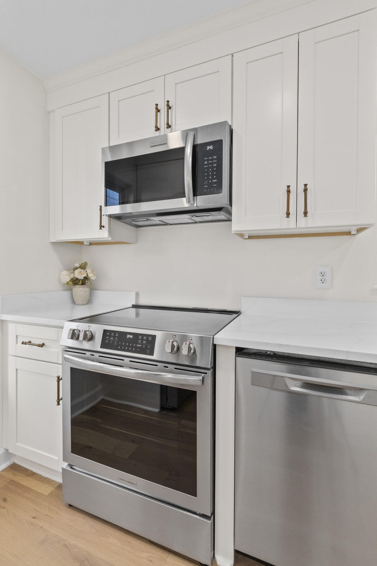 405 Sumter Street Photo 16