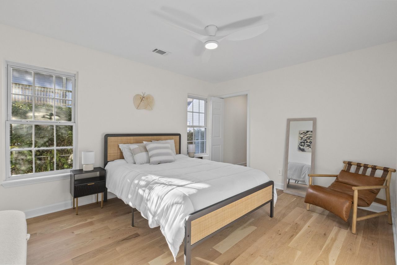 405 Sumter Street Photo 17