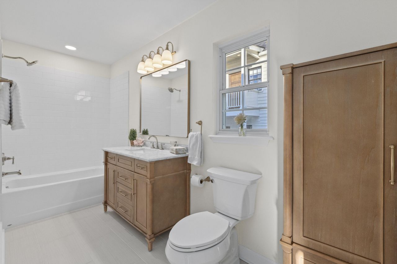 405 Sumter Street Photo 22