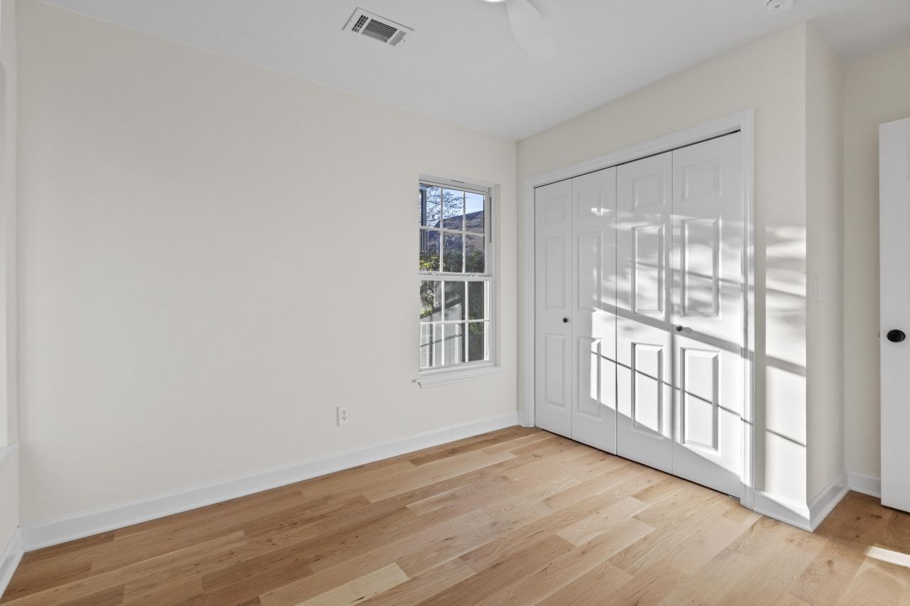 405 Sumter Street Photo 27