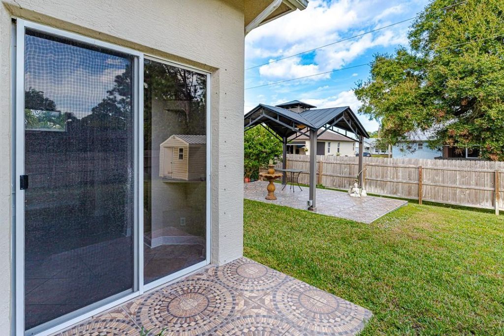 2081 SW Bayshore Boulevard, Port Saint Lucie, FL 34984 Photo