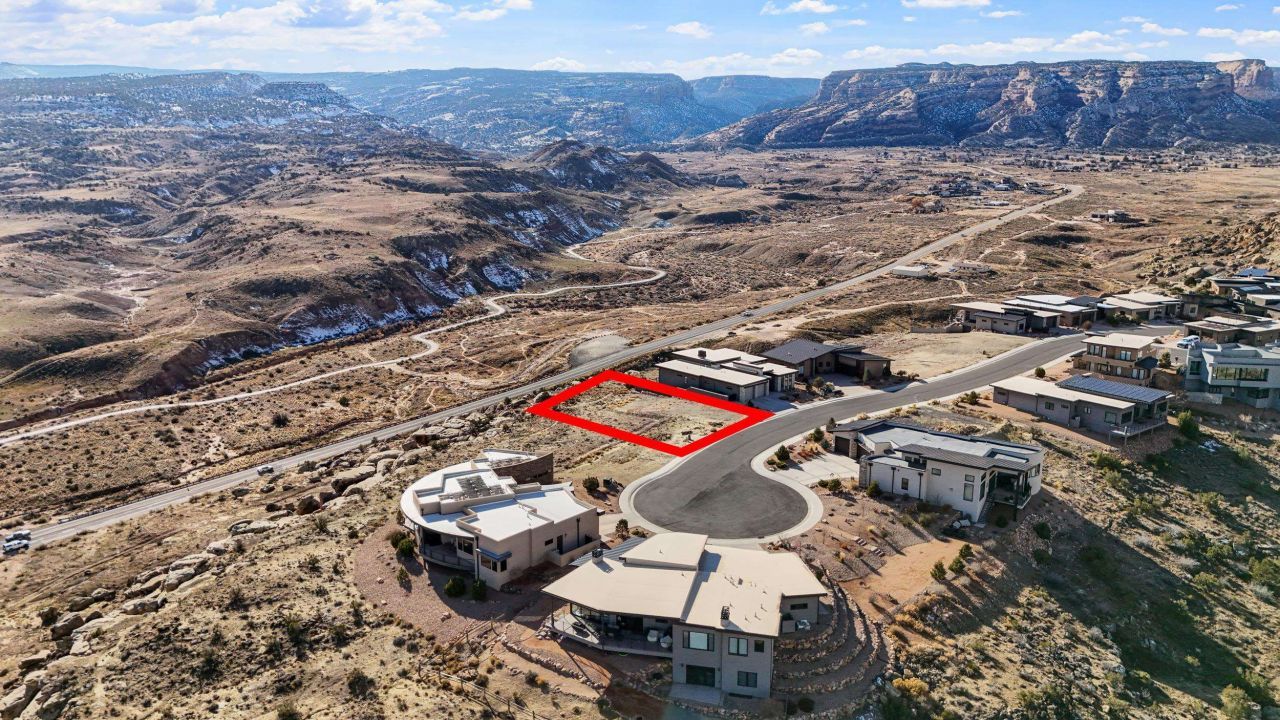 367 Ledges Point, Grand Junction, CO 81507 Main Photo