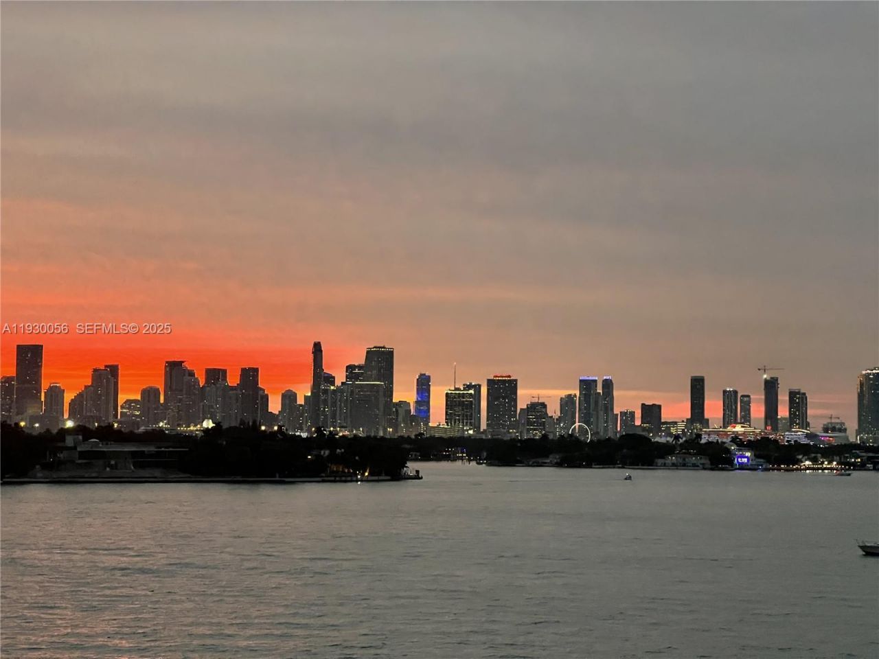 1200 West Ave, Unit 526, Miami Beach, FL 33139 Photo