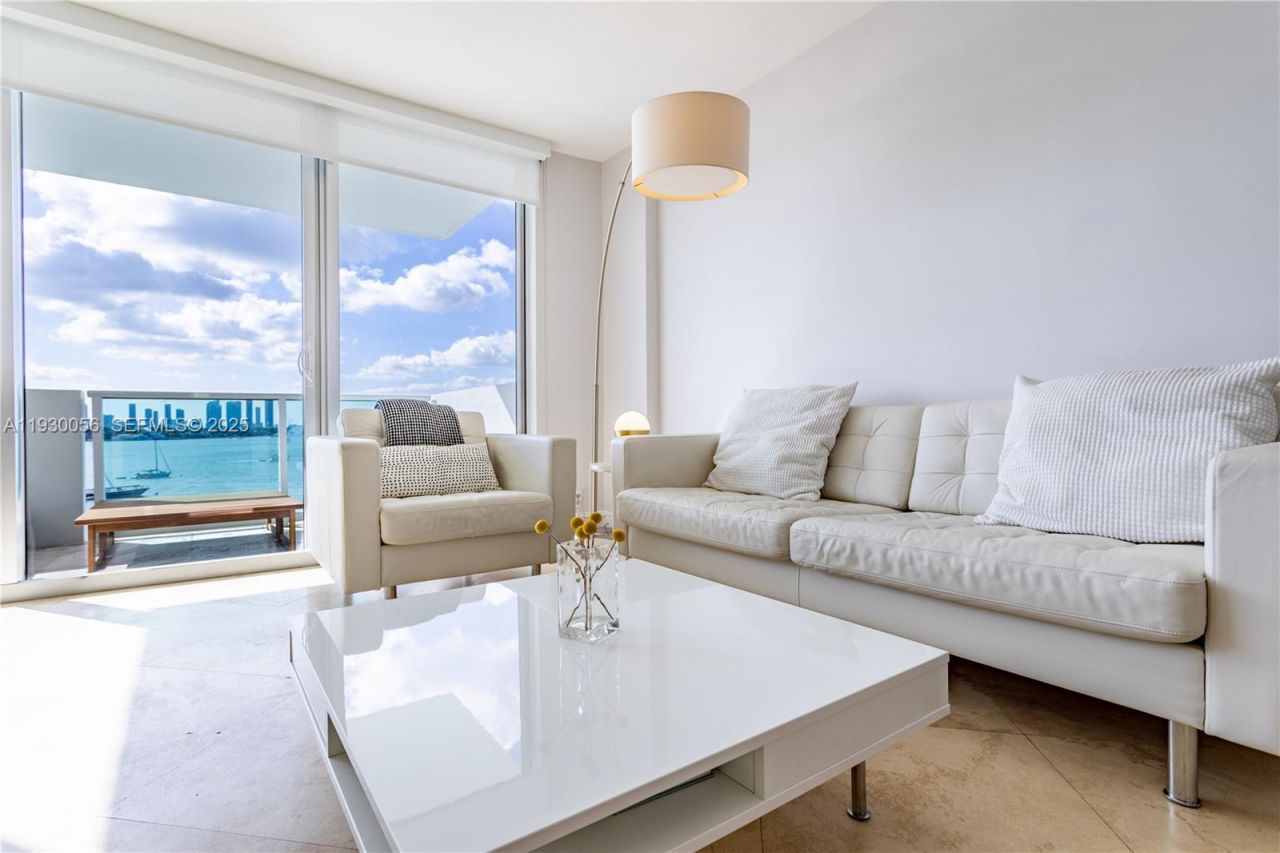 1200 West Ave, Unit 526, Miami Beach, FL 33139 Photo