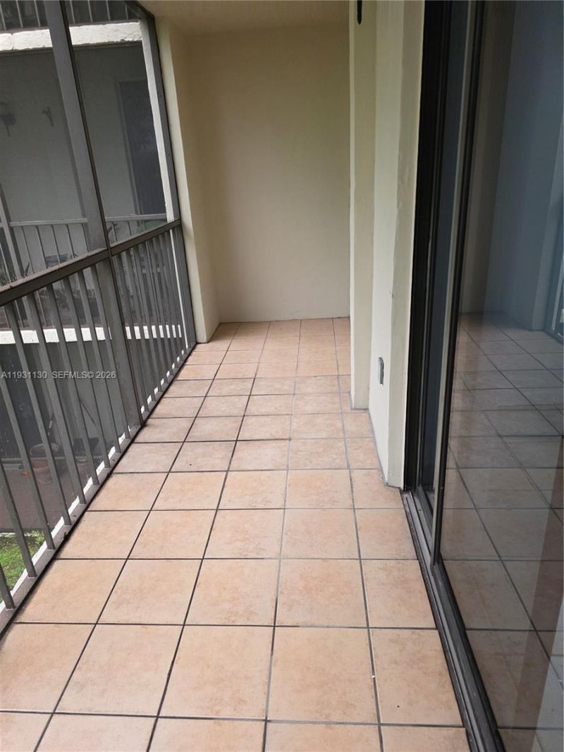 8035 SW 107th Ave, Unit 221, Miami, FL 33173 Photo