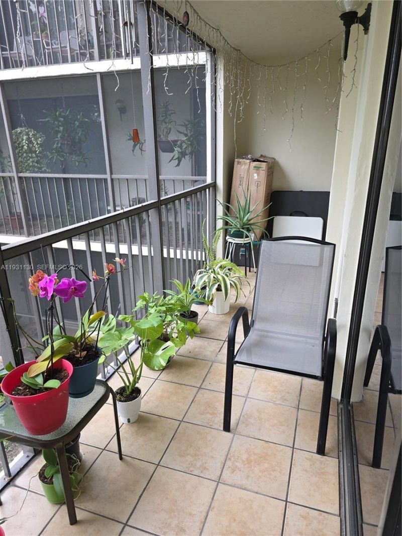 8035 SW 107th Ave, Unit 221, Miami, FL 33173 Photo