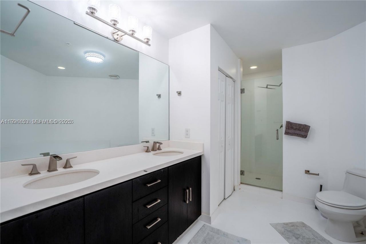 3001 NE 185th St, Unit 127, Aventura, FL 33180 Photo