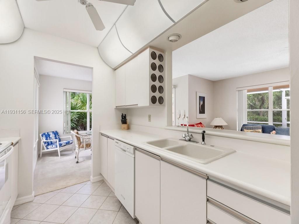 1354 Coral Park Ln, Unit 603, Vero Beach, FL 32963 Photo