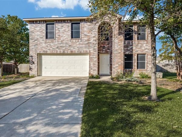 8901 Harvest Moon Trail, Denton, TX 76210