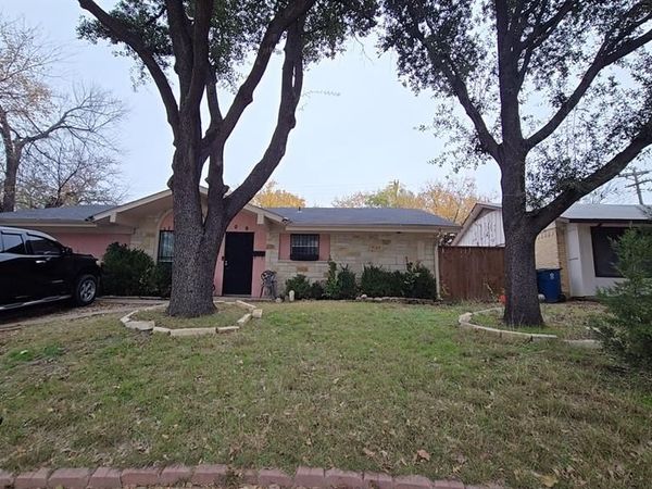 109 Ridgeway Circle, Lewisville, TX 75067
