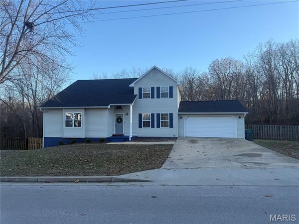 108 Dogwood Circle, St Robert, MO 65584