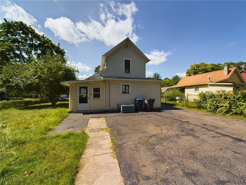 447 Spaulding Street, Akron, OH 44310 Photo 38