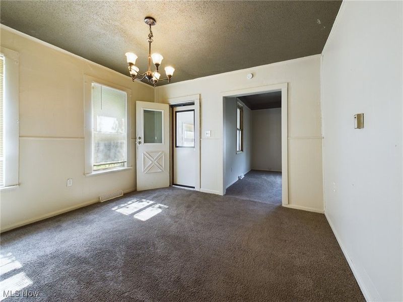 447 Spaulding Street, Akron, OH 44310 Photo 6