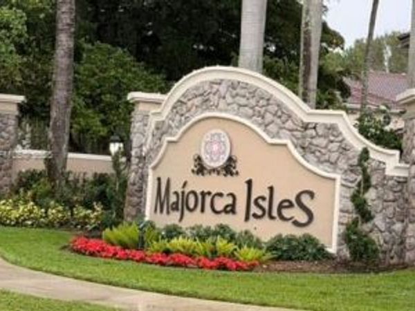 21419 NW 13th Ct, Unit 110, Miami Gardens, FL 33169