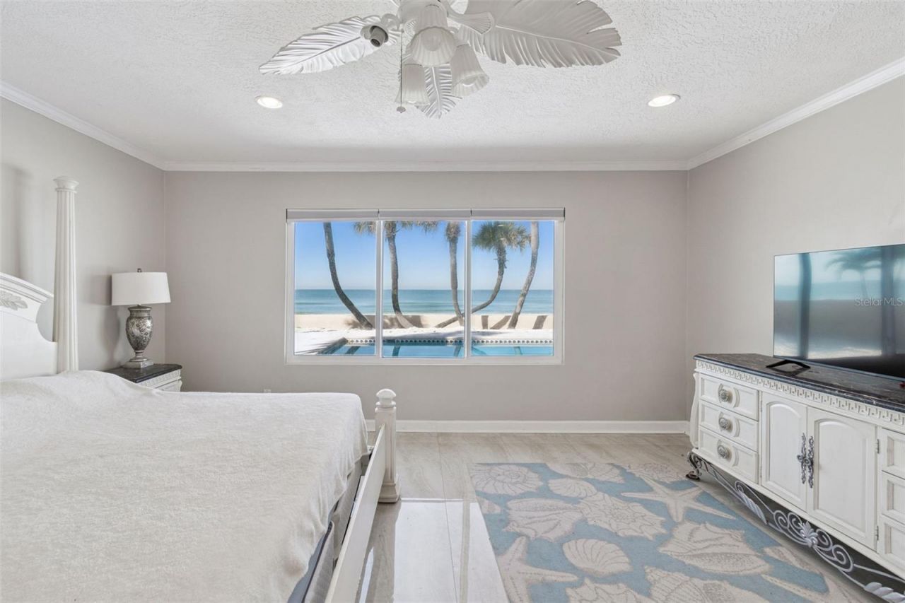 1520 Gulf Boulevard, Belleair Beach, FL 33786 Photo