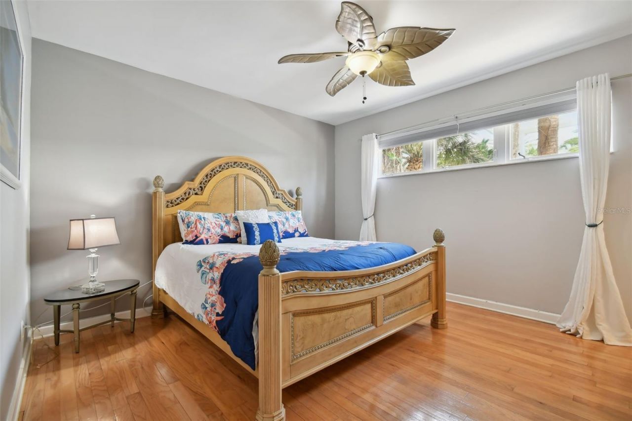 1520 Gulf Boulevard, Belleair Beach, FL 33786 Photo