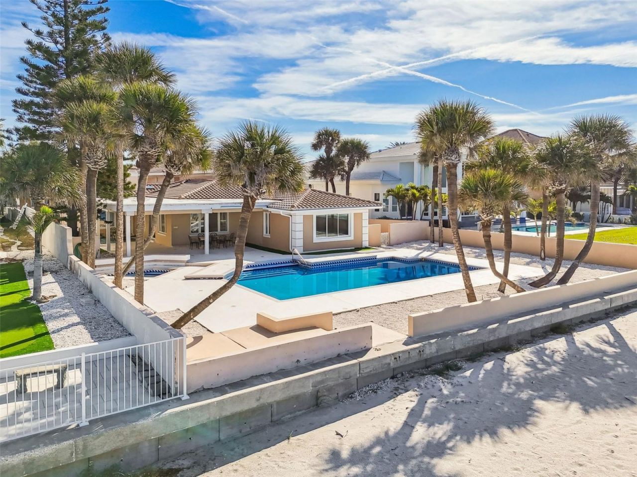 1520 Gulf Boulevard, Belleair Beach, FL 33786 Photo