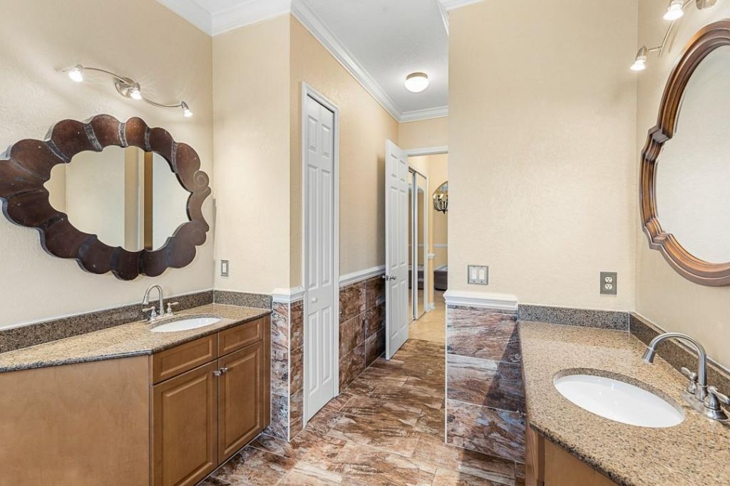 2081 SW Bayshore Boulevard, Port Saint Lucie, FL 34984 Photo