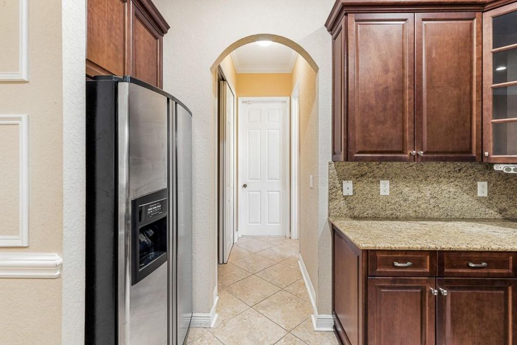 2081 SW Bayshore Boulevard, Port Saint Lucie, FL 34984 Photo