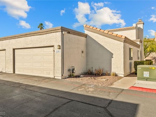 2148 Pebble Creek Lane, Laughlin, NV 89029